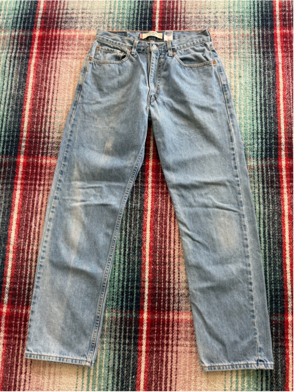 Vintage Sun-faded Light Wash Levi’s 505 Straight Leg Jeans 33x32(30x31)